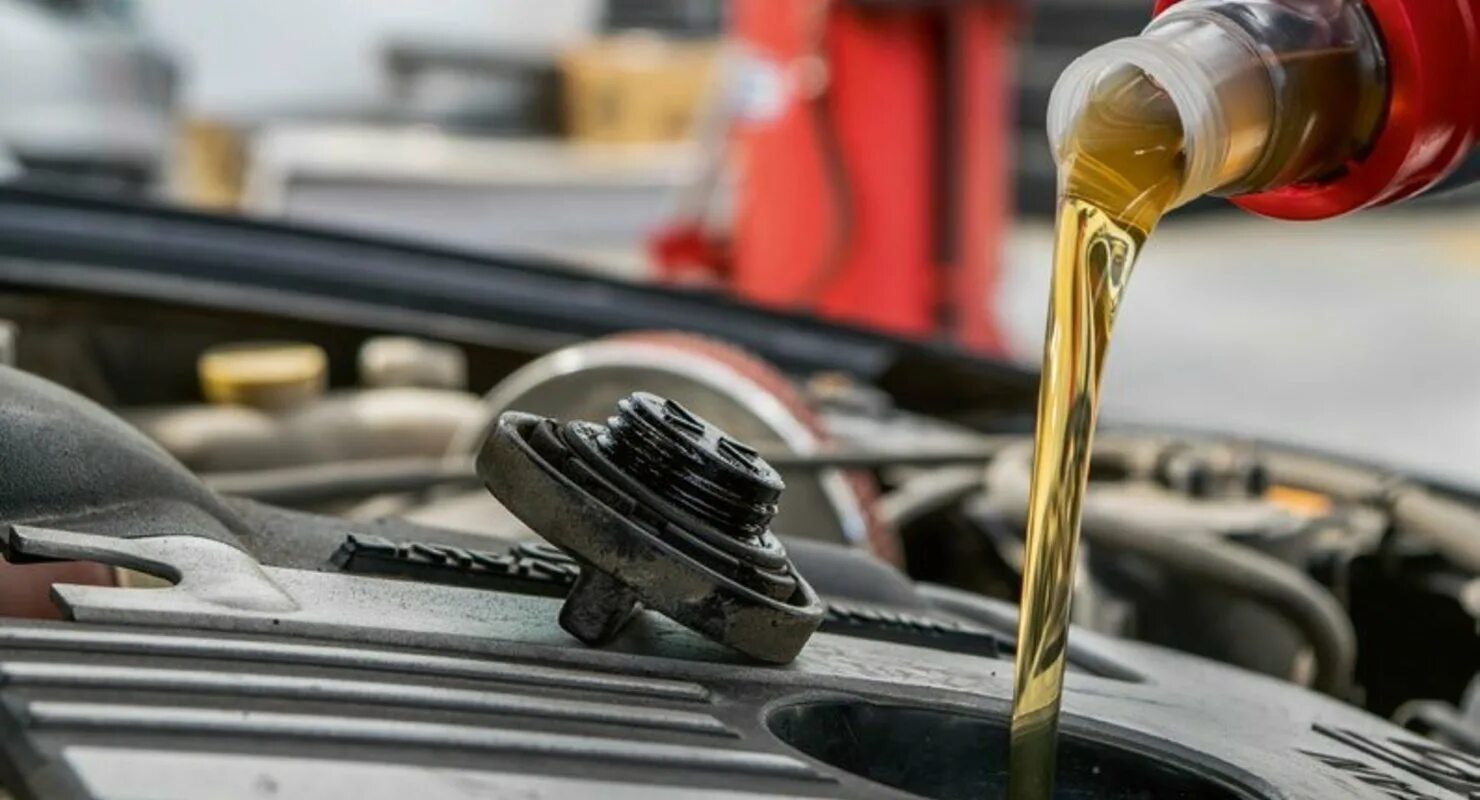 Сетевые азс в казахстане. Масло автомобильное. Y oil. Y oil. Car engine oil.