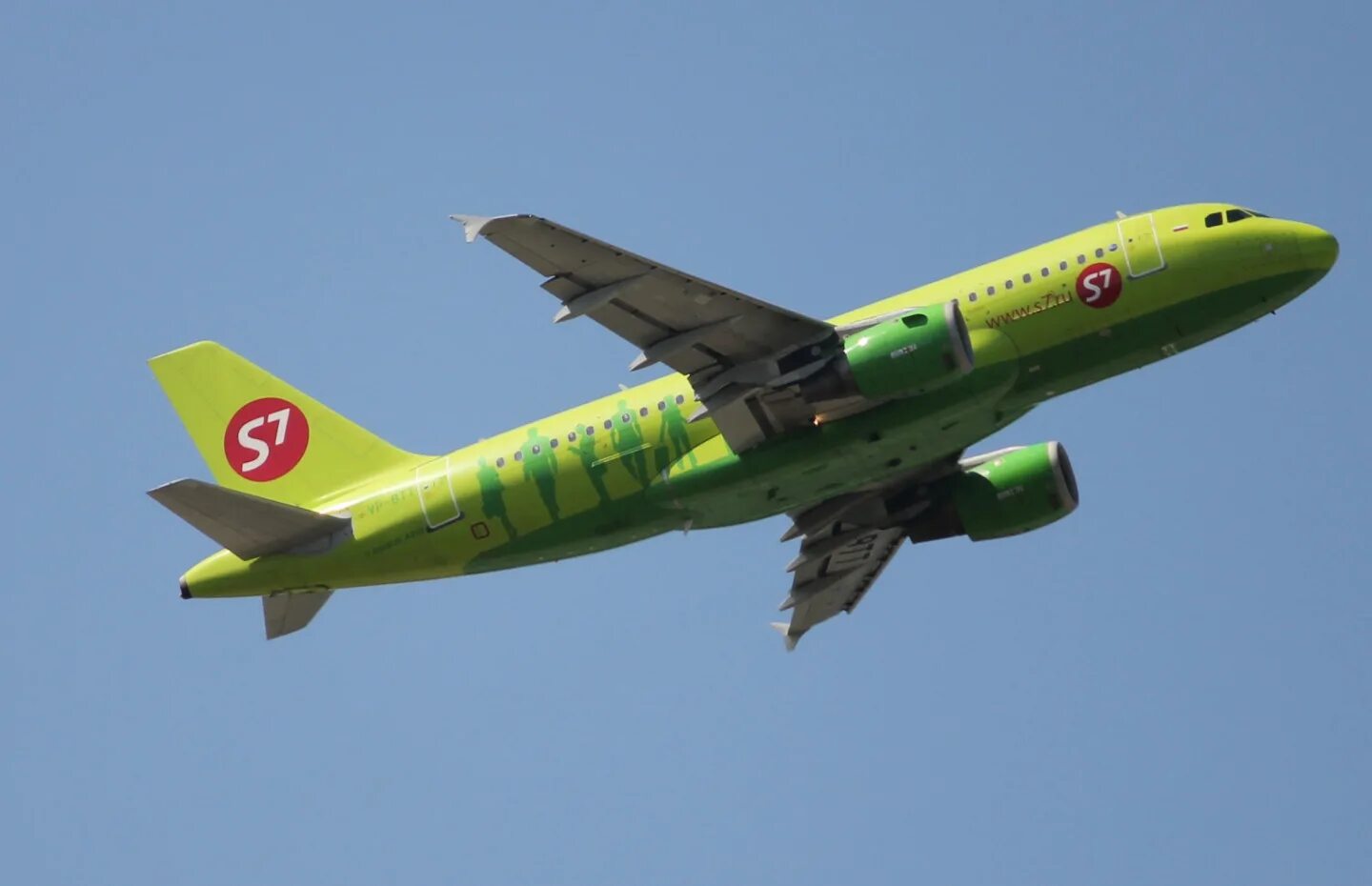 S7 Airlines авиакомпания. Самолет s7. S7. S7 Airlines e170.