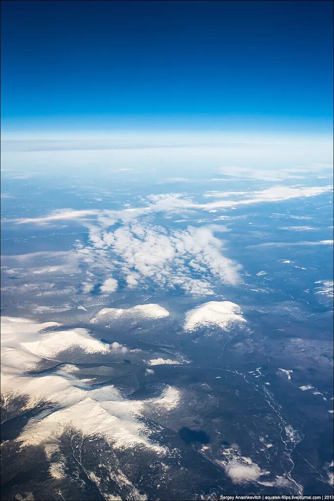 Вид на землю с высоты. Вид с высоты. Вид с самолета на землю. Земля с высоты 10 км. 10 высот россии