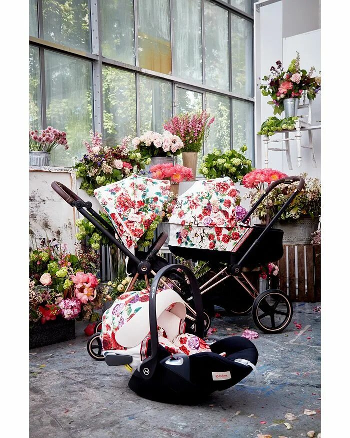 Cybex flowers. Cybex priam 3 spring blossom. cybex spring blossom. коляска spring blossom. cybex mios spring blossom light.
