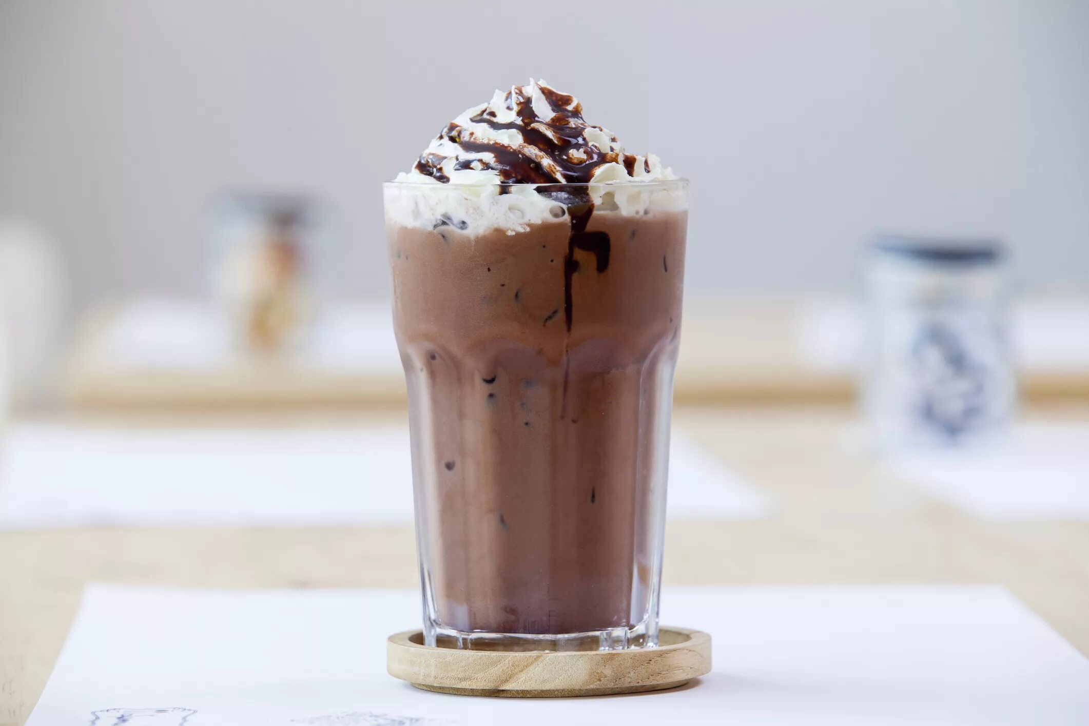Choco milk shake. Milkshake шоколадный. чоко милк шейк. шоколадный милкшейк. шоколадный милкшейк.