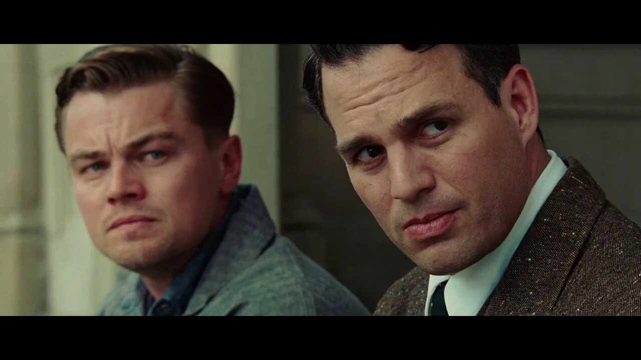 Остров проклятых кто озвучивал. Остров проклятых фильм 2010. Кристофер денэм остров проклятых. Леонардо ди каприо остров проклятых. Леонардо дикаприо остров проклятых.