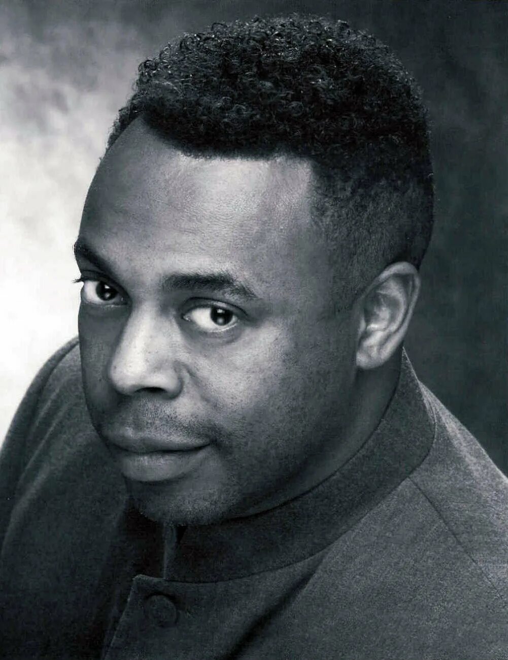 Michael winslow. Майкл уинслоу. джордж уинслоу. michael winslow полицейская академия. майкл уинслоу фото.