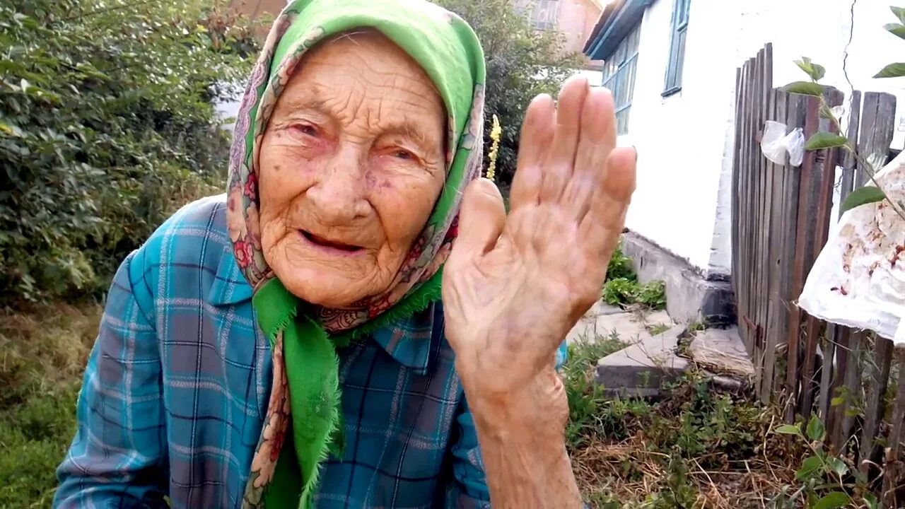 Бабуля 99 лет +. Узбекская бабушка. Бабка 98 лет. 98 Лет бабушке.