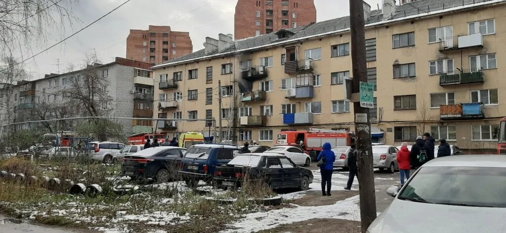 Дом нижний новгород сортировка. Пожар нижний новгород сегодня в канавинском районе. сортировка нижний новгород. микрорайон сортировочный нижний новгород.