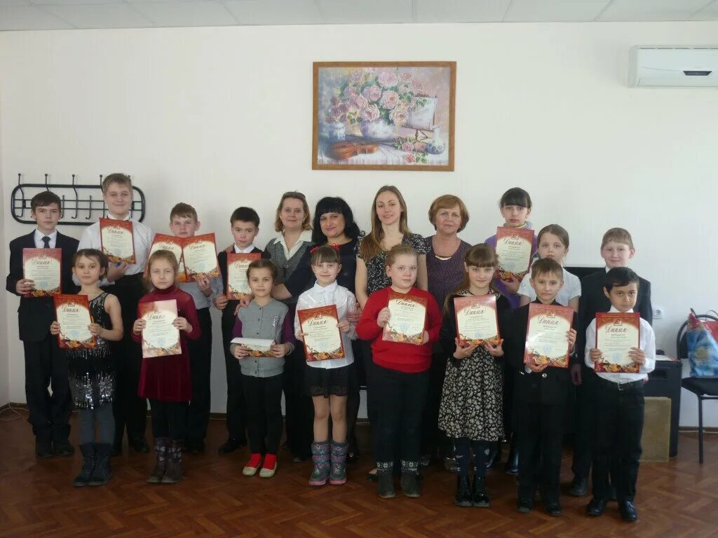 с. детская музыкально-хоровая школа города белгорода. музыкальная школа н. музыкальная школа королева 8 белгород. музыкальная школа 4 тагилстроевского.