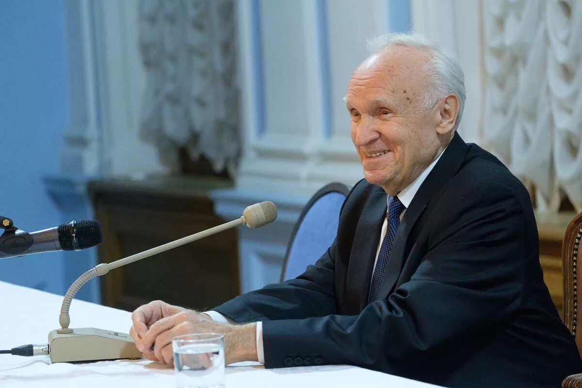 Профессор осипов алексей ильич биография семья дети Осипов алексей ильич биография дети: Осипов Алексей Ильич: биография, личная жиз