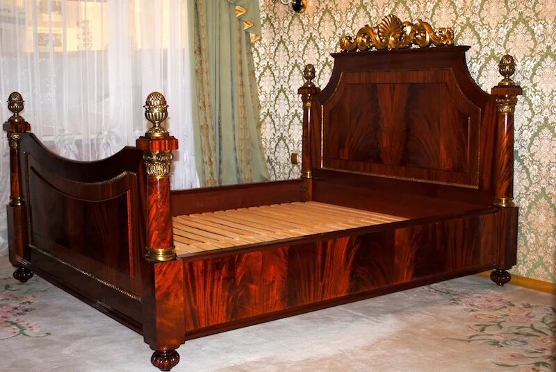 реставрировать кровать. старая деревянная кровать. реставрировать старую кровать. реставрирую кровать. реставрирую кровать.