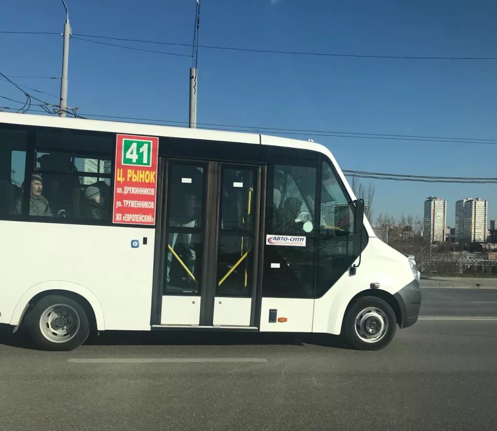 Хендай каунти тагаз. Маршрут 98 автобуса ростов. Транспорт ростова-на-дону. Автобус 43. 41 маршрутка ростов.