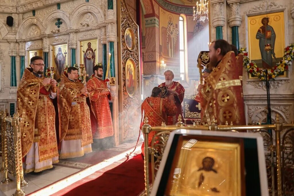 свято ильинский храм россошь. храм россошь расписание. рассказ о городе россошь. павел суздальцев ростов на дону иерей. свято-ильинский кафедральный собор россошь.