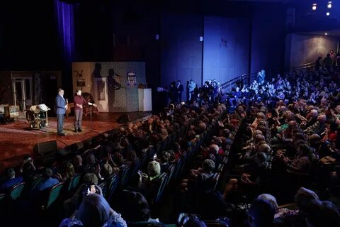 Губернский театр сцена