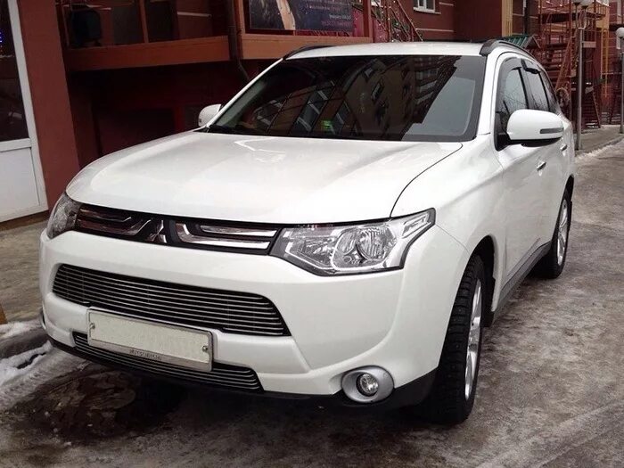 Решетка Митсубиси Аутлендер 3. Решетка радиатора Mitsubishi Outlander 3. Решетки радиатора для Mitsubishi Outlander 2013. Решетка радиатора Митсубиси Аутлендер 3.