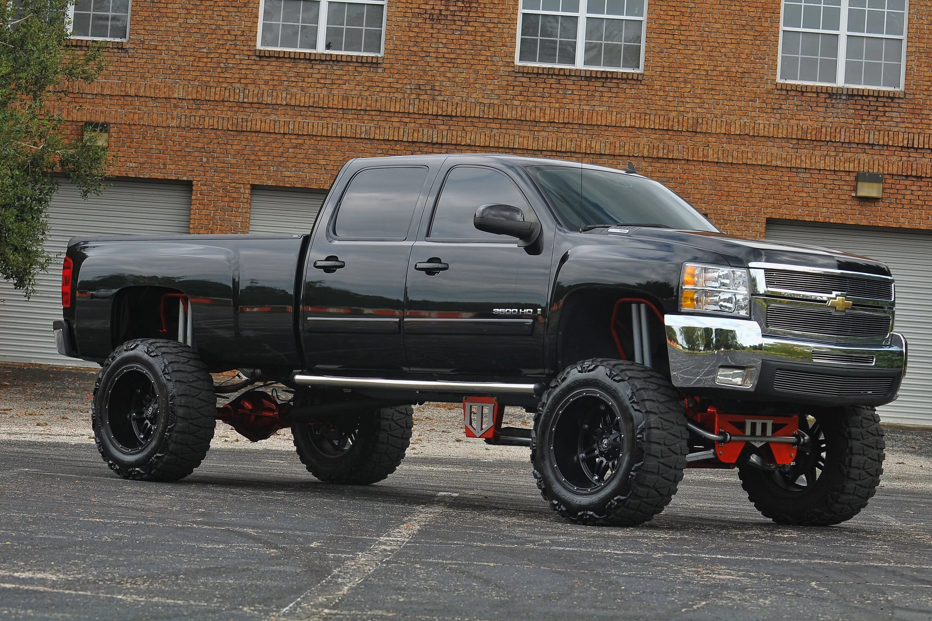 Chevrolet Silverado Pickup. Silverado 3500 Custom. Chevrolet Truck Silverado Pickup Custom. Chevrolet Pickup Tuning. Пикап com