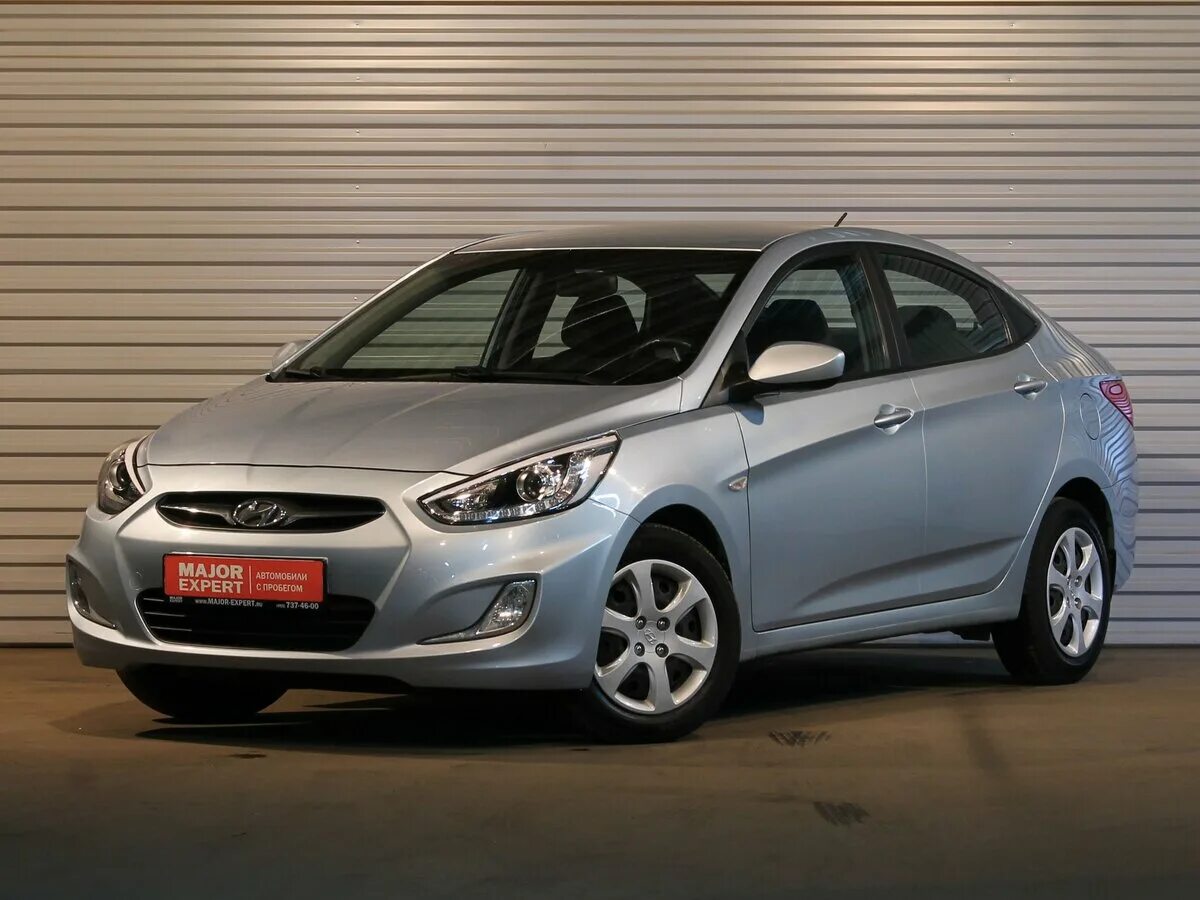 Solaris 2013 года. 6. хендай солярис 2013 хэтчбек белый. Hyundai solaris 3. 6 at, 2012.