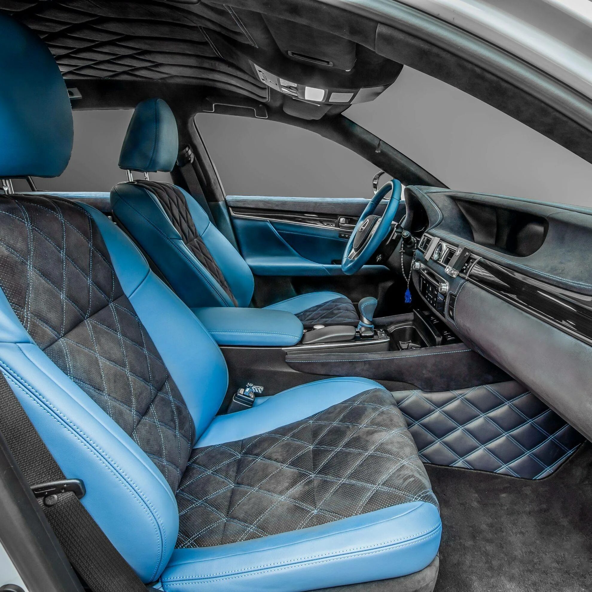 Перешивка салона. Alcantara 2974. ауди s4 2025 голубая салон. алькантара.седина.мерседес. перешивка салона в алькантара.