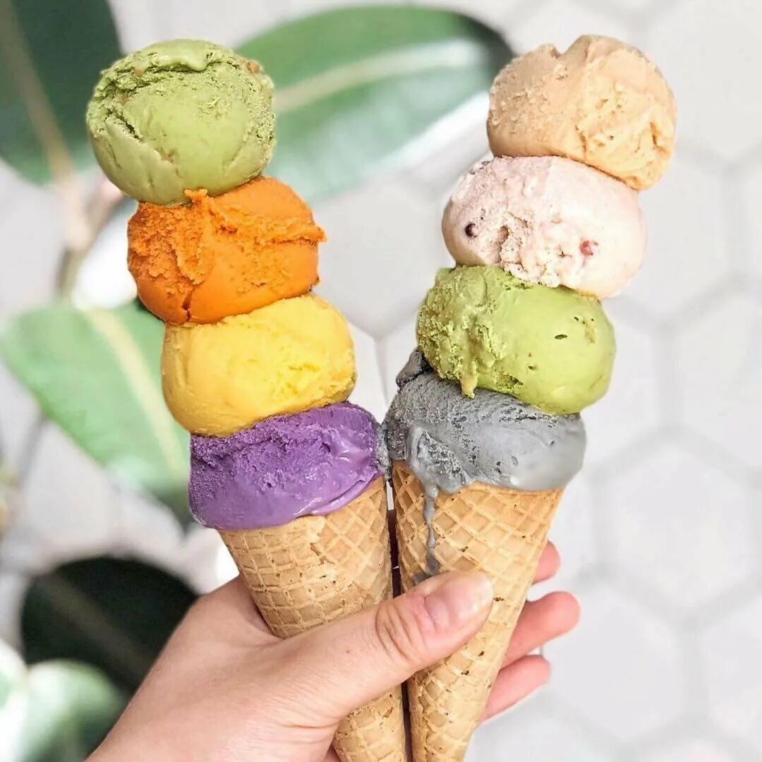 Ice cream мороженое. Мороженое айс крим. ice cream ice cream мороженщик. джелато в рожке. фисташковое мороженое рожок.