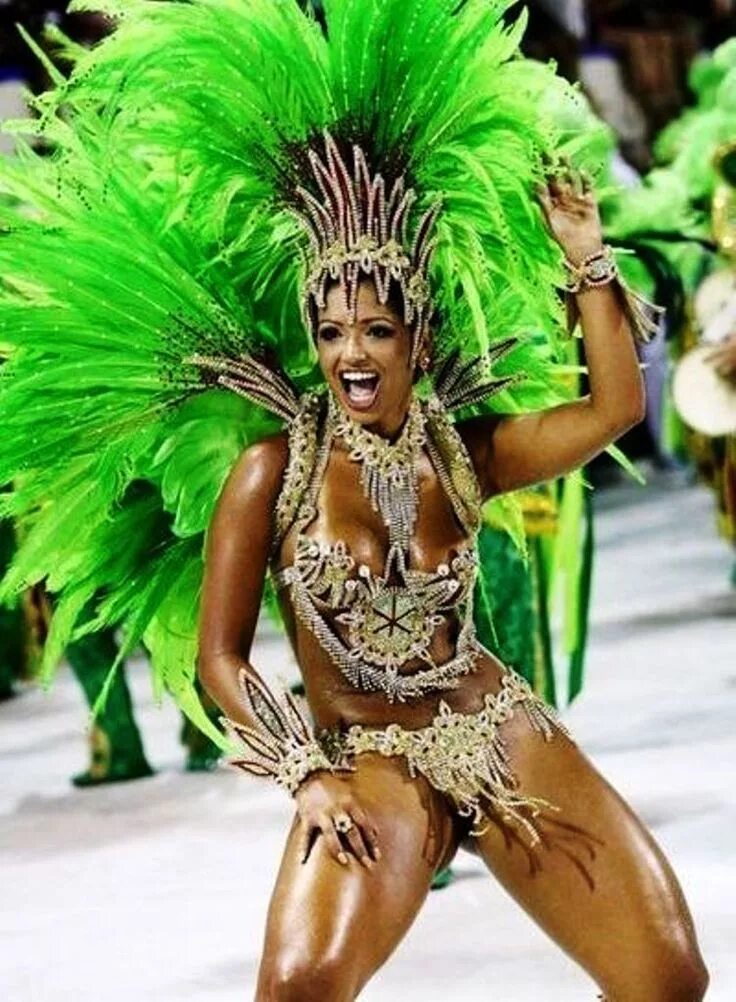 Рио карнавал. Карнавал в Бразилии 2022. Карнавал в Рио-де-Жанейро (бразильский карнавал). Андреа Мартинс Бразилия карнавал.