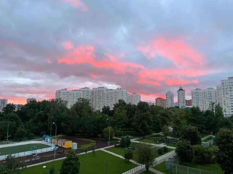 зеленоград радуга тройная. новокрюковская улица 9 зеленоград. радуга зеленоград 20. фок радуга зеленоград 815а. зеленоград ливень.