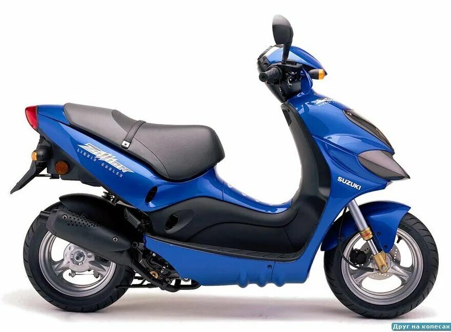 Сузуки 50 кубов. Скутер Suzuki 50 кубов. Мопед Сузуки 50 кубов. Мотороллер Сузуки 50 куб. Производства скутеров