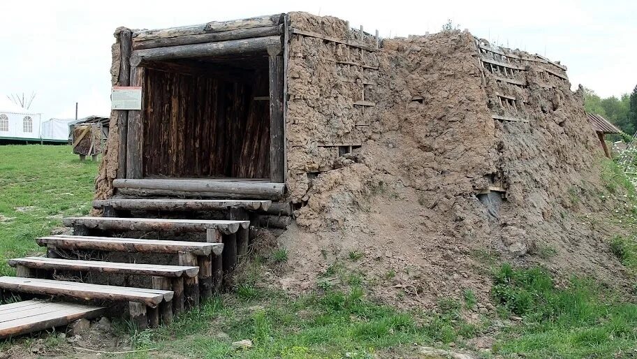 Карамо жилище селькупов. Землянка 19 век. Карамо жилище селькупов. Землянка сибирь. Землянка сибирь.