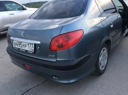 Бампер пежо 206