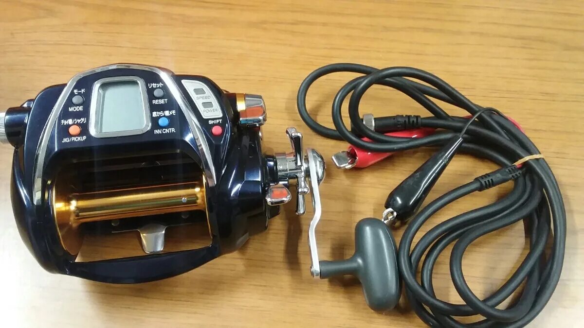 Электрическая катушка для морской рыбалки фирмы Daiwa Танакон -1000е. Seaborg 400mm Daiwa катушка. Катушка электрическая дайва 70. Катушки 2000 для ультралайта дайва.