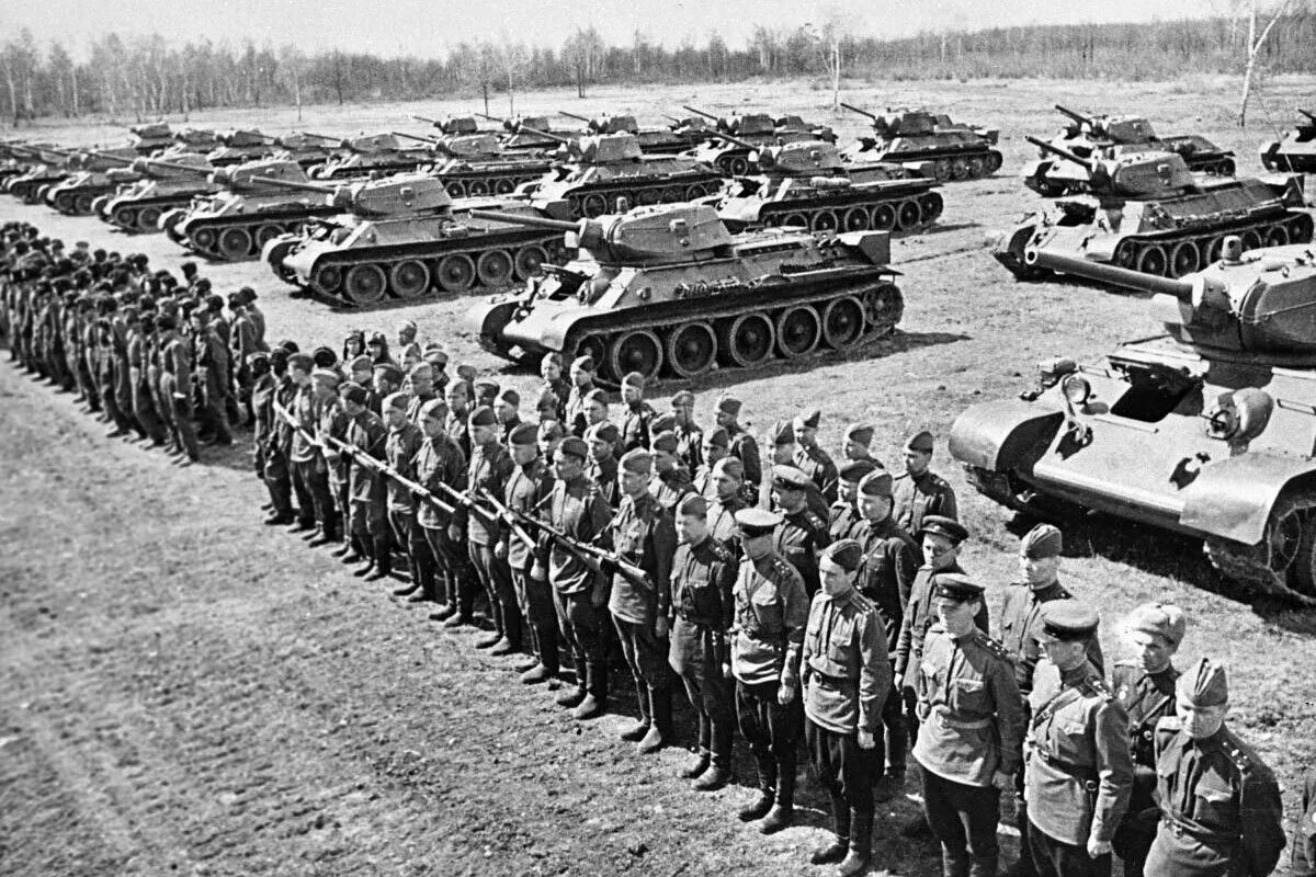 Танковая дивизия СССР. 2 Танковая армия СССР В годы ВОВ. 24 Танковая дивизия вермахта. Автобронетанковые войска ВОВ