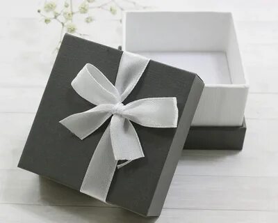 Серая коробка