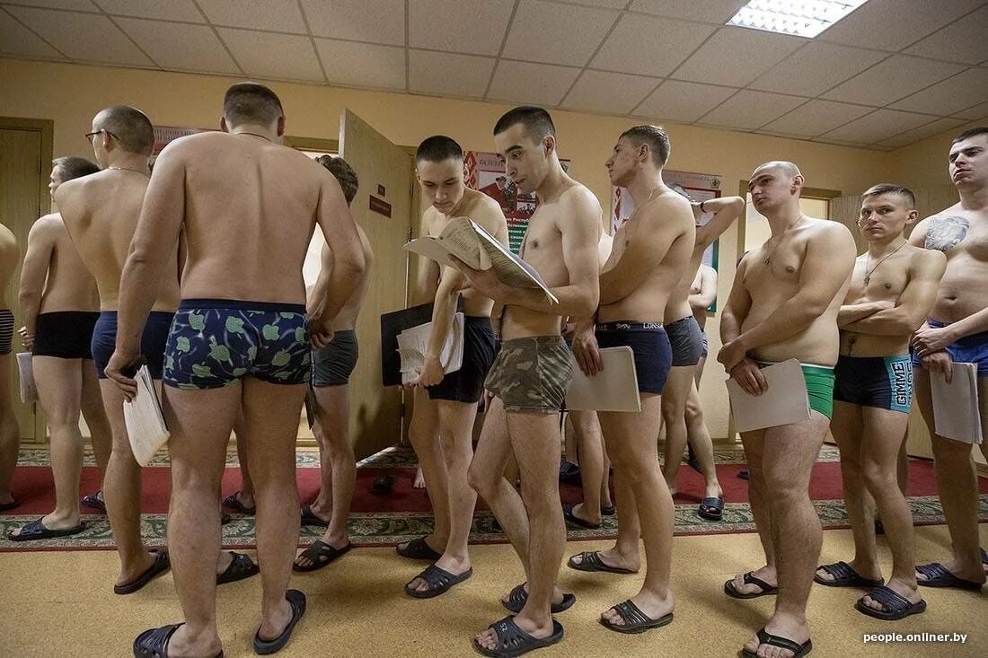 Какого числа заканчивается осенний призыв. Осенний призыв. осенний призыв в армию. осенний призыв в армию 2025. призывники на комиссии.