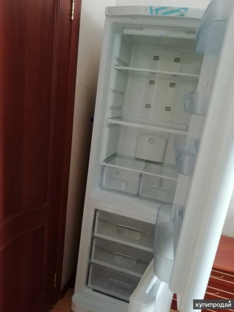 Холодильник Индезит b18fnf. Индезит b