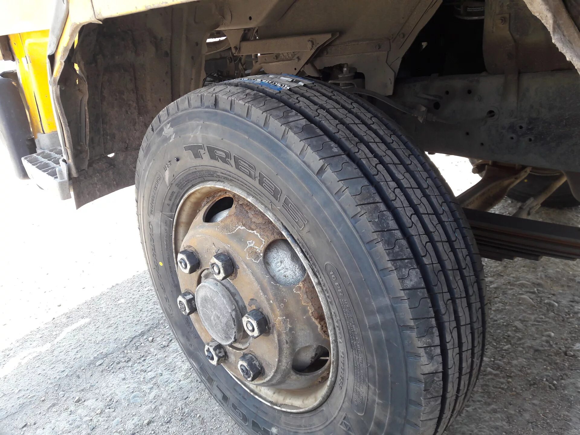 Диск кантер. Fuso canter резина. 235/75r17.5 triangle. митсубиси фусо 3т. диск колесный мицубиси фусо.