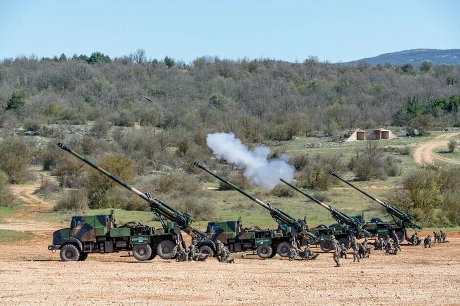 Caesar 155mm Howitzer. Французская 155-мм САУ Caesar. Французская гаубица 155 мм.