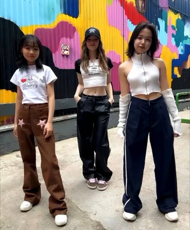 Оранжевая школьная форма для девочек. Укороченная футболка женская. Httpswww. Aspxtargeturl=xs. Detail aspx targeturl.