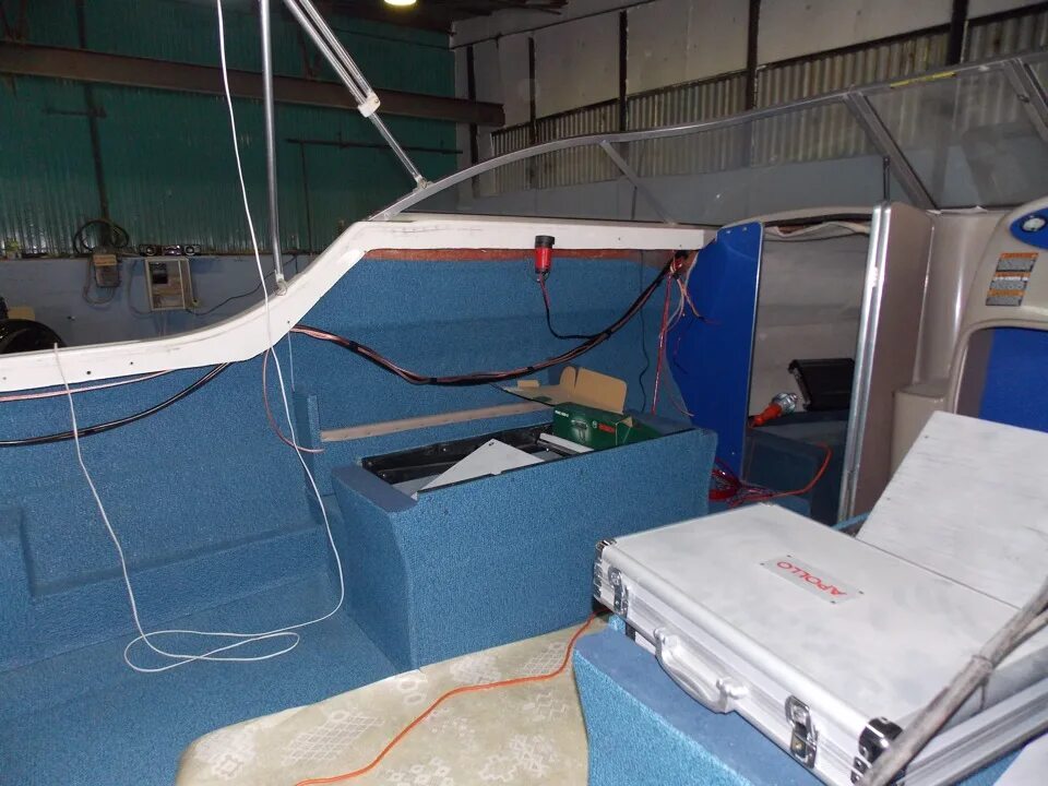 Каркас пайол прогресс 2. Покраска днища катера. Обшивка лодки. Отделка лодки. Покраска яхт и катеров.