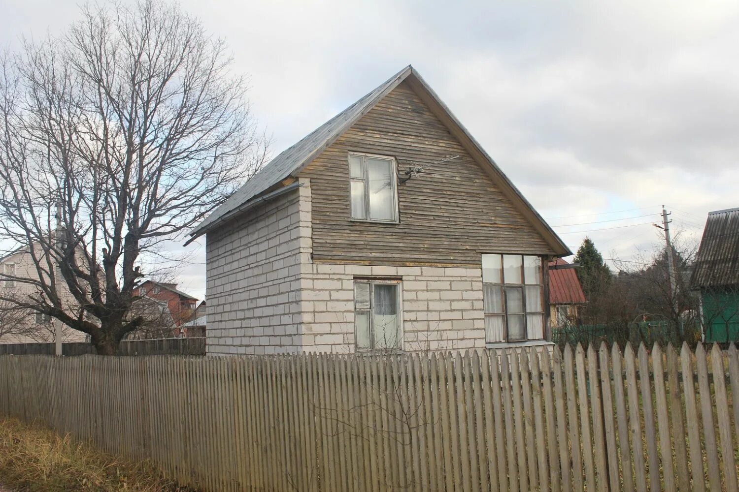 дом в дзержинском районе минской. коттедж на кольцевой омск.