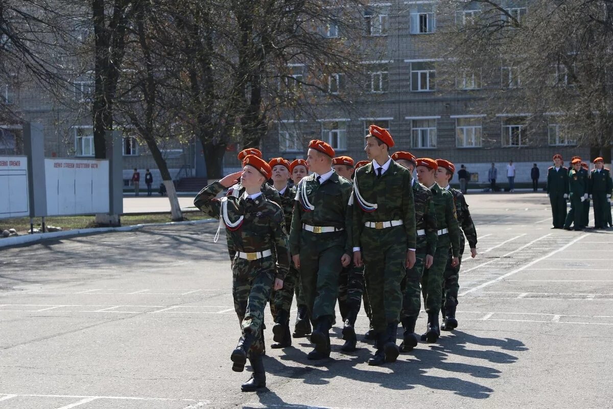 Ракетное училище сайт. Ярославль военное училище. кадетское училище ярославль. ракетное училище ярославль.