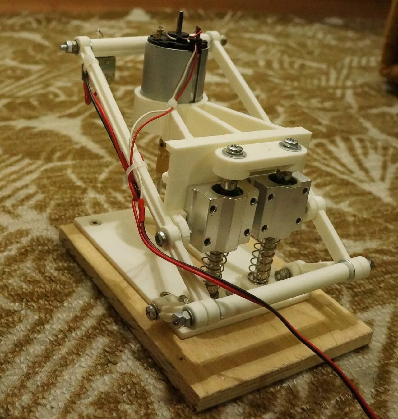 настольный мини сверлильный станок 775 для сверления печатных плат. сверлильный станок для печатных плат из abs пластика. станок микродрель 3д принтер. сверлильный станок для печатных плат своими руками. сверлильный станок для печатных плат своими руками.