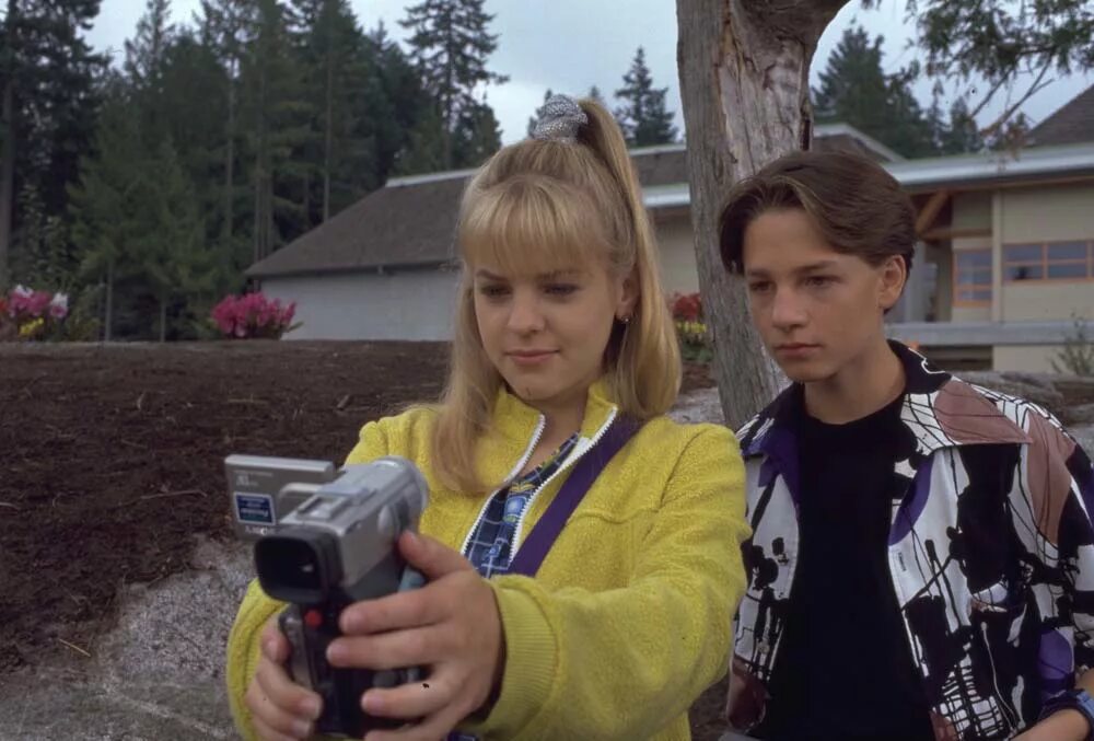 Ксенон девушка 21. Ксенон девушка 21 века. Зенон фильм. Ксенон девушка 21. Ксенон девушка 21.