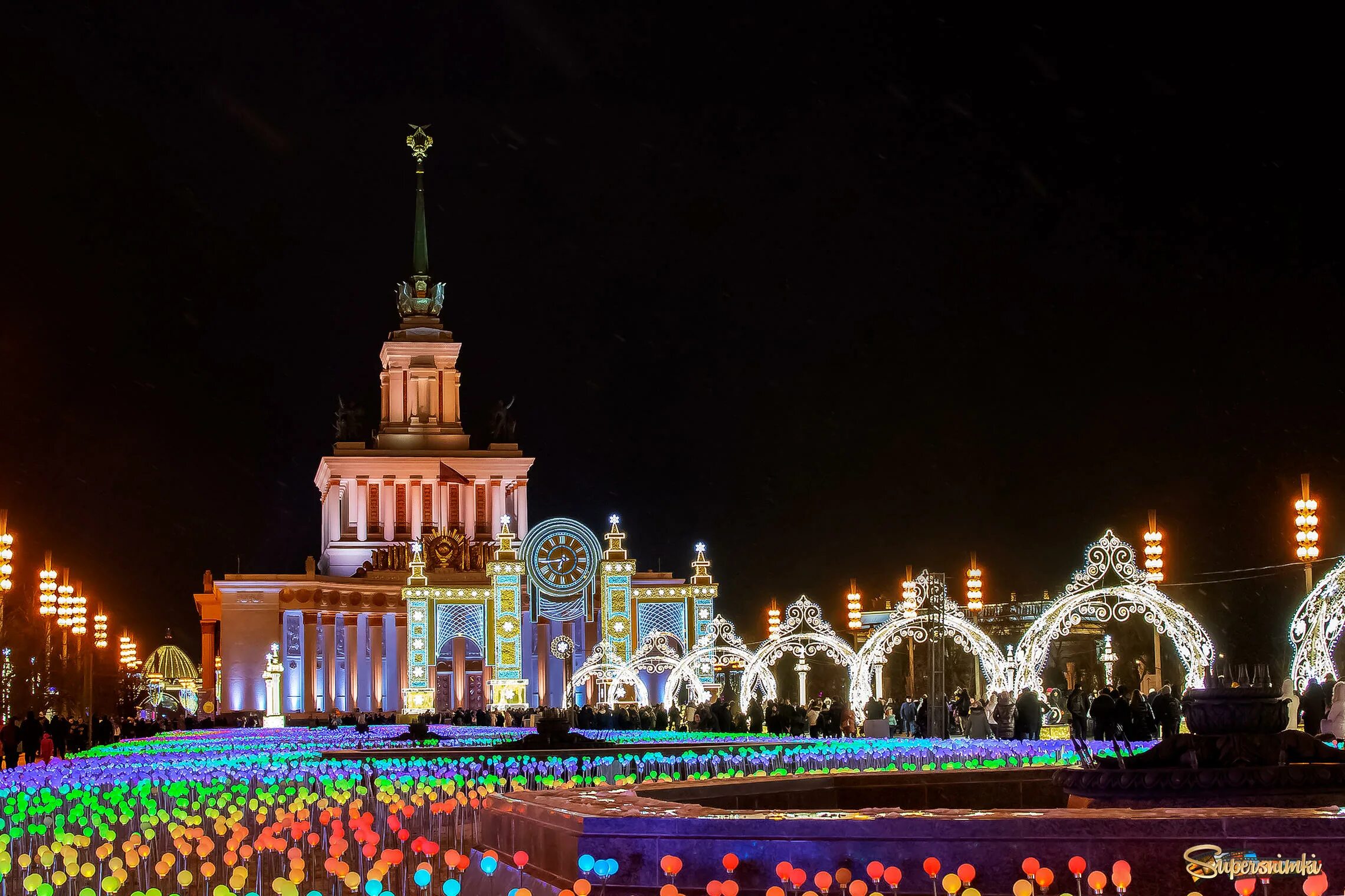 Вднх последний. Вднх в москве. новогодний вднх. вднх новый год. вднх фото.
