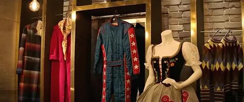 Латексные шмотки пушки ангелы чарли