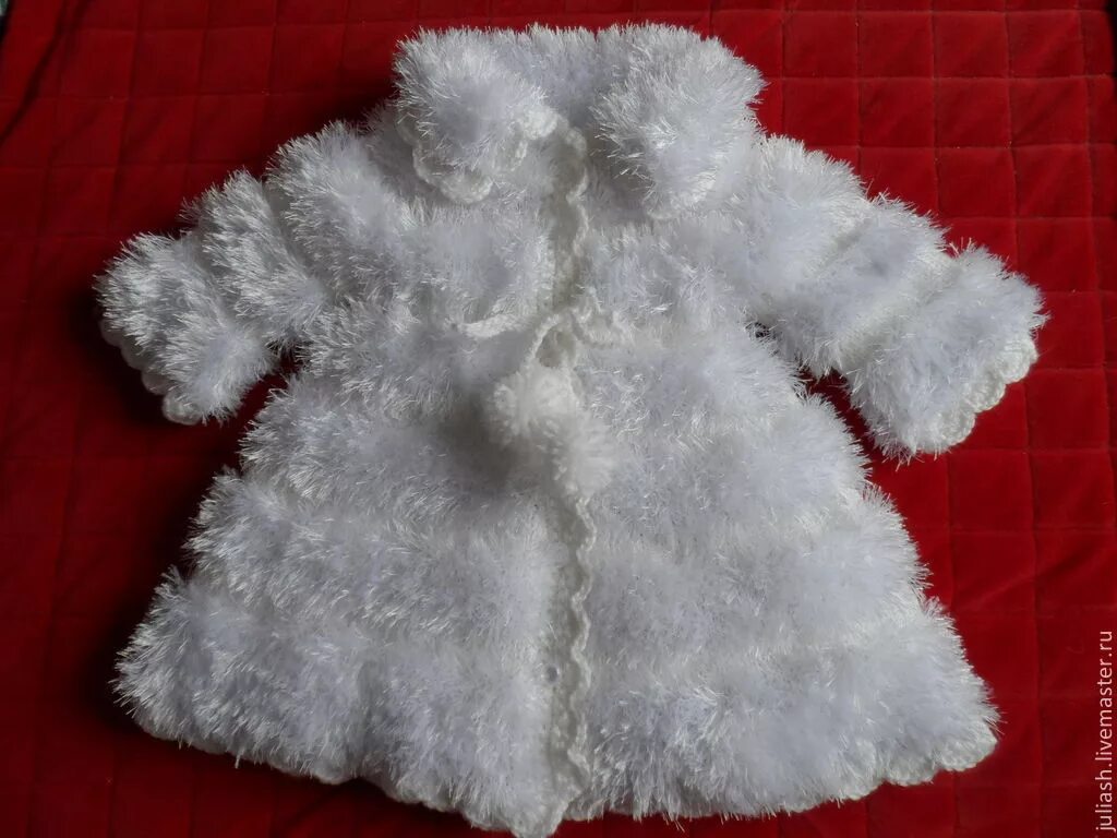 Пальто вязаное для девочки из травки. Кофта из травки для девочки. Спицами девочке из травки. Вязание из пряжи травка для детей. Спицами девочке из травки.