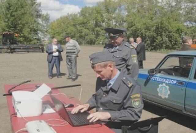 Сайт гостехнадзора новосибирска. Гостехнадзор Новосибирск. Инспектор Гостехнадзора. Инспекция Гостехнадзора. Форма инспектора Гостехнадзора.