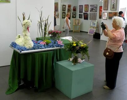 Выставки 2012 год