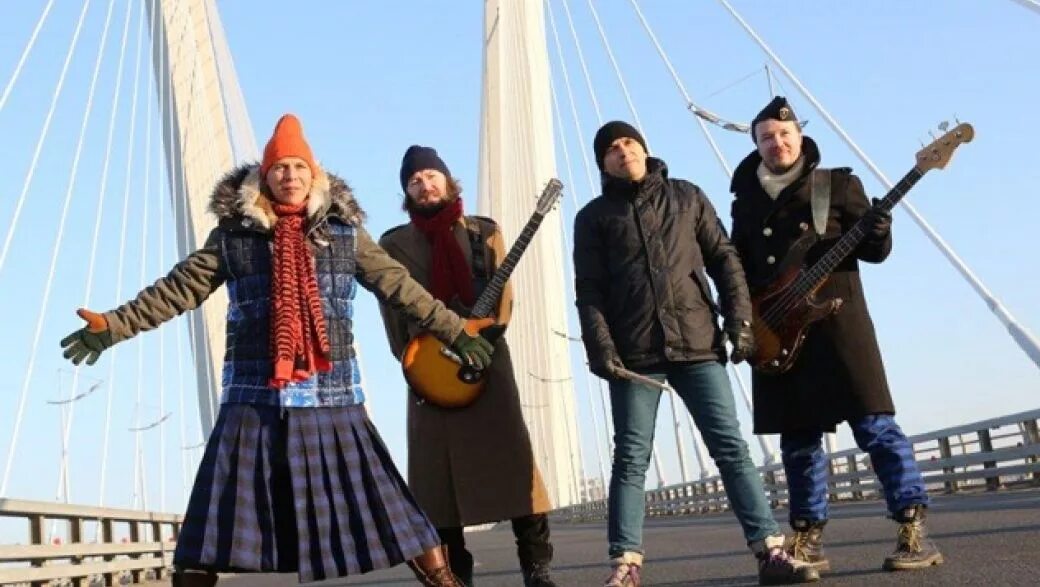 мумий тролль илья лагутенко. группа мумий тролль 2000. мумий тролль троллейбус на владивосток. группа мумий тролль. илья лагутенко 2021.