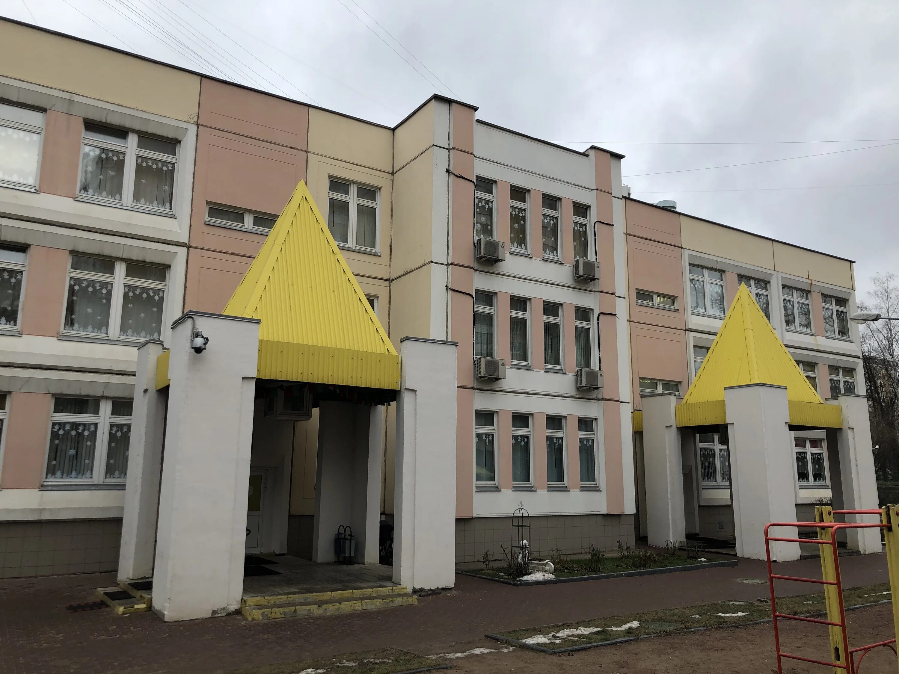 школа имени щедрина. школа № 236 имени героя советского союза г. школа имени щедрина. школа № 236 имени героя советского союза г. школа 236 коровинское шоссе.