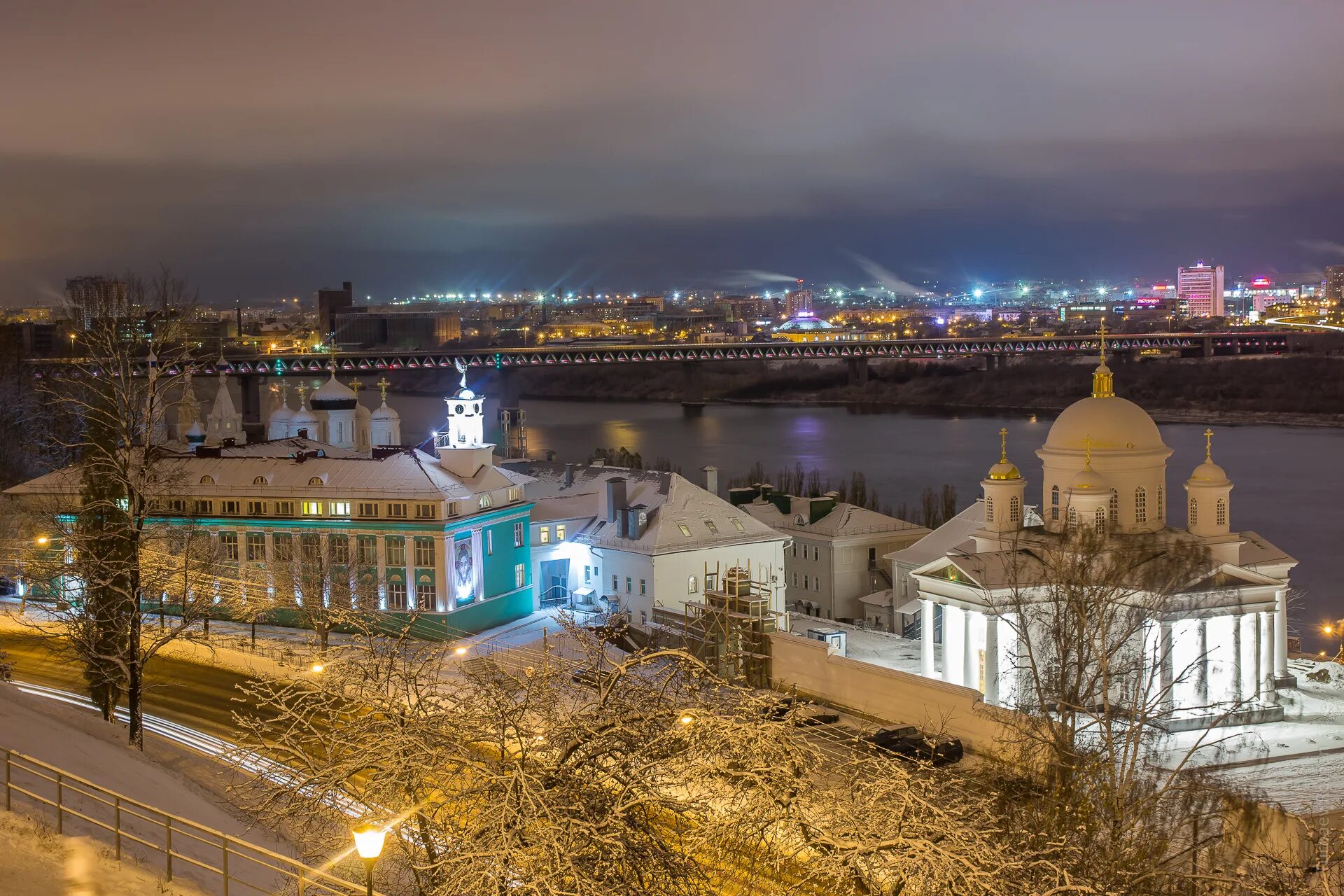 Прогноз городе нижний новгород. Нижегородский Благовещенский монастырь. Благовещенский храм Нижний Новгород. Благовещенский монастырь Нижний Новгород зима. Вид на Благовещенский монастырь Нижний Новгород.