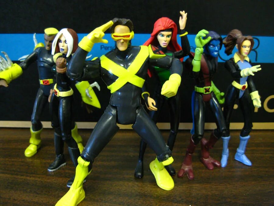 Toy x men Evolution. Игрушки люди Икс Эволюция. Фигурка Rogue x-men. Люди Икс Эволюция фигурки фигурки.