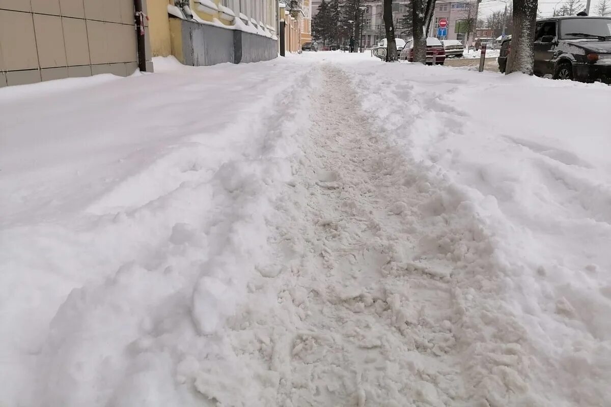 Выпавший снег замело. Снег в Туле. Общество снега. Снегопад в РВ качестветула. Заметание снегом.