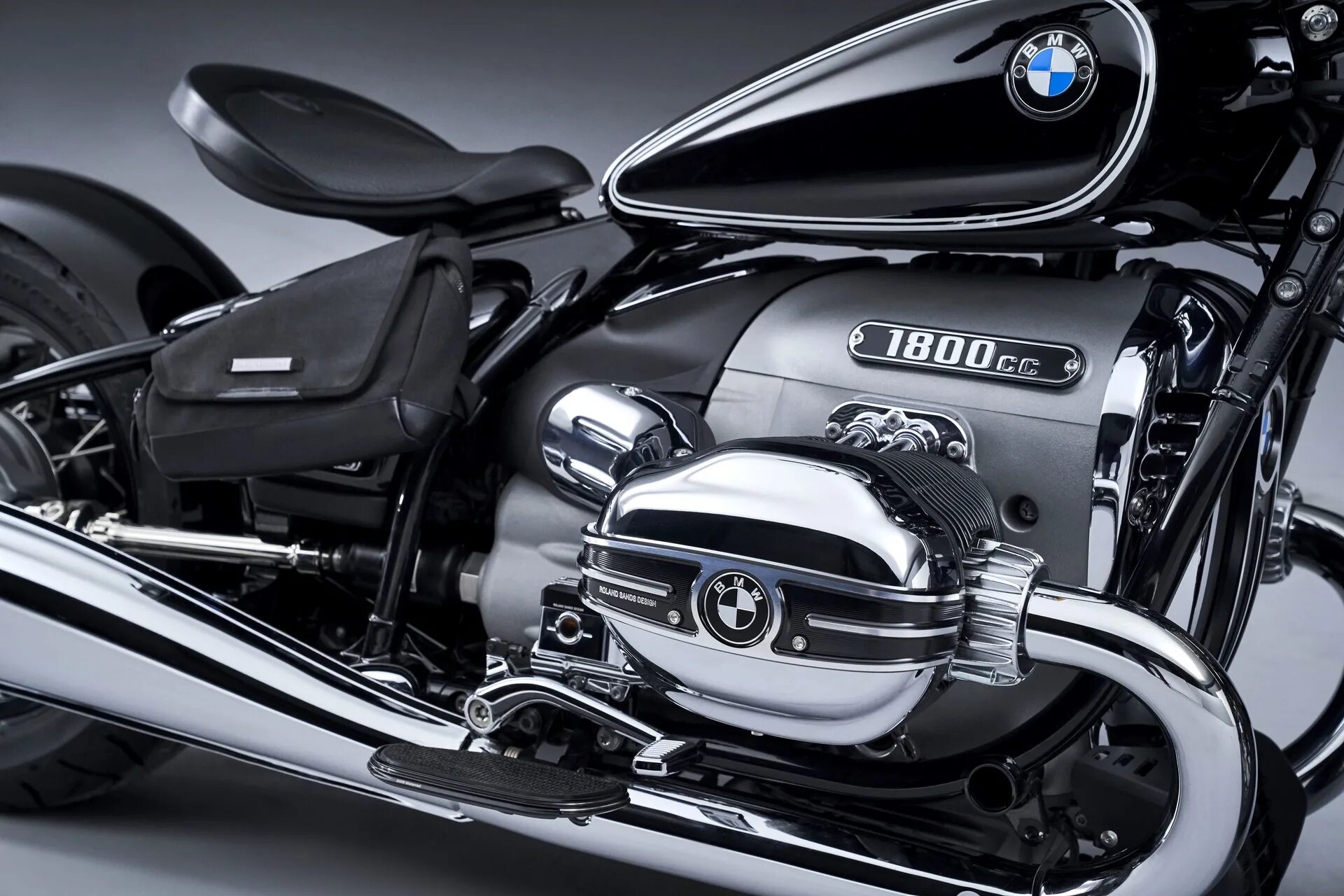 Bmw r18 купить. BMW r1800. Мотоцикл BMW r18 2020. BMW r18 2021. BMW 18.