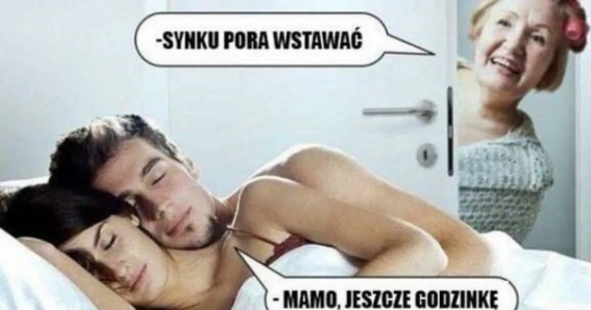 малыш встает у опоры. первые шаги малыша. мать учит ребенка ходить. спящий ребенок. сынок просыпайся.